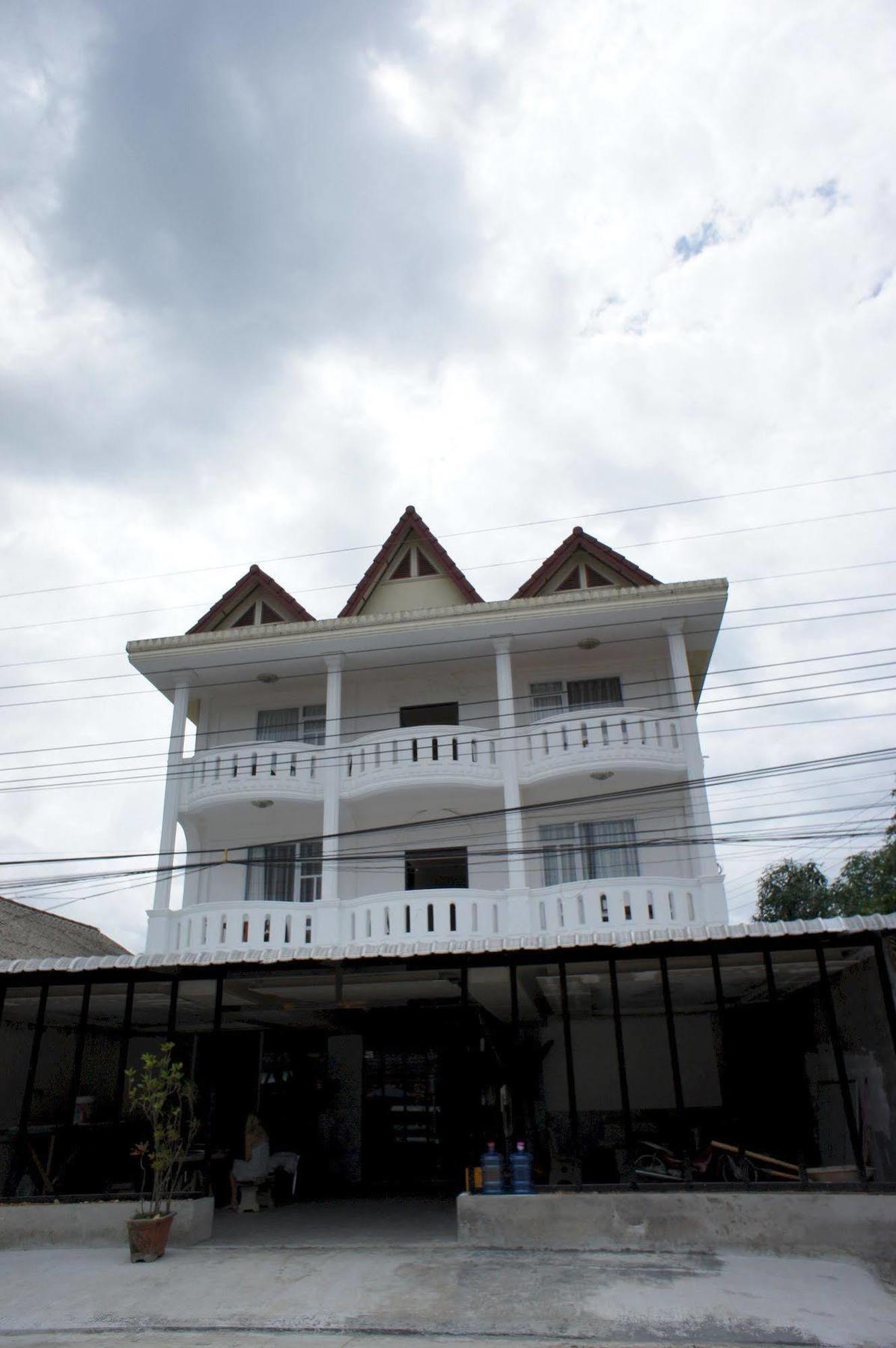 Vangvieng Boutique Hotel Vang Vieng Exterior photo